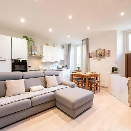 Sunflower - Modern On Maggiore Lejlighed